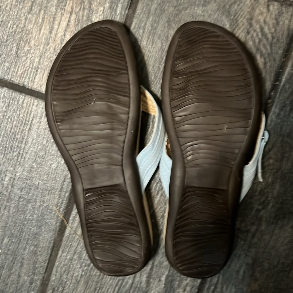 Blue Vionic Sandals - Picture 3 of 3